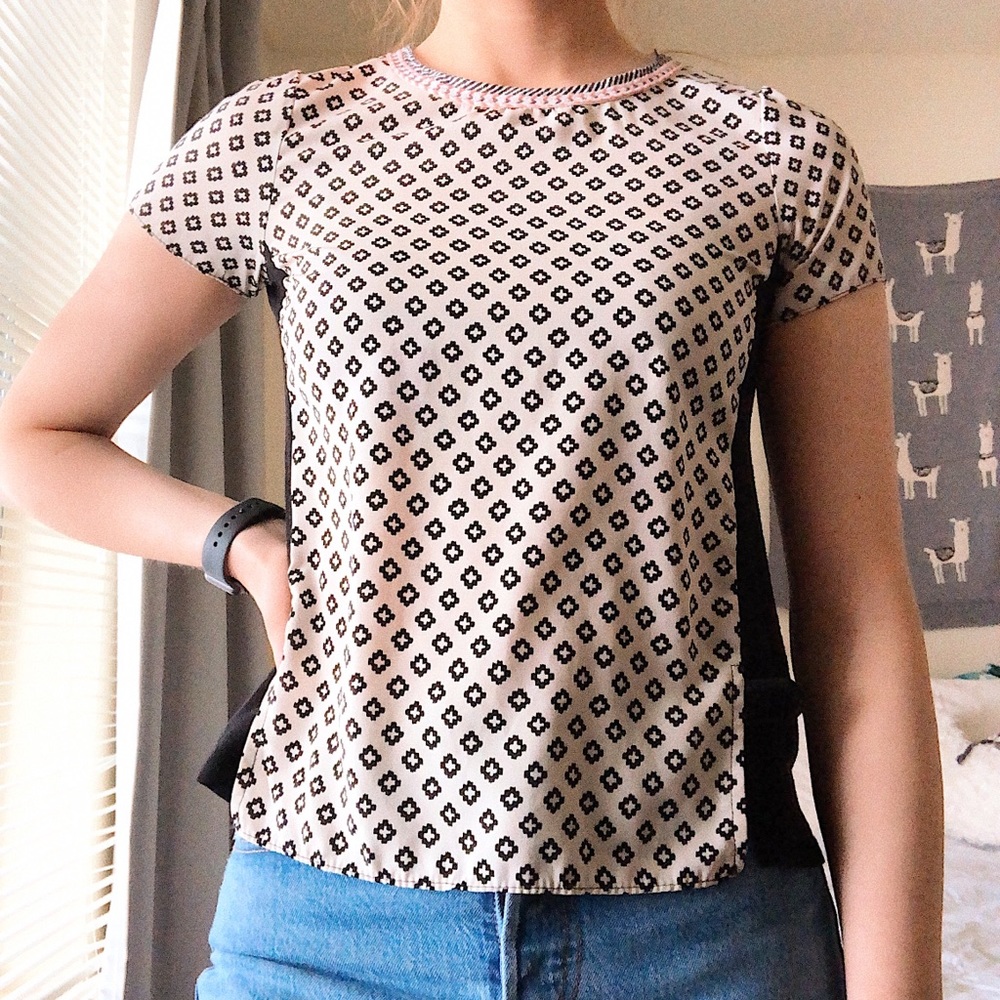 Printed black and white blouse